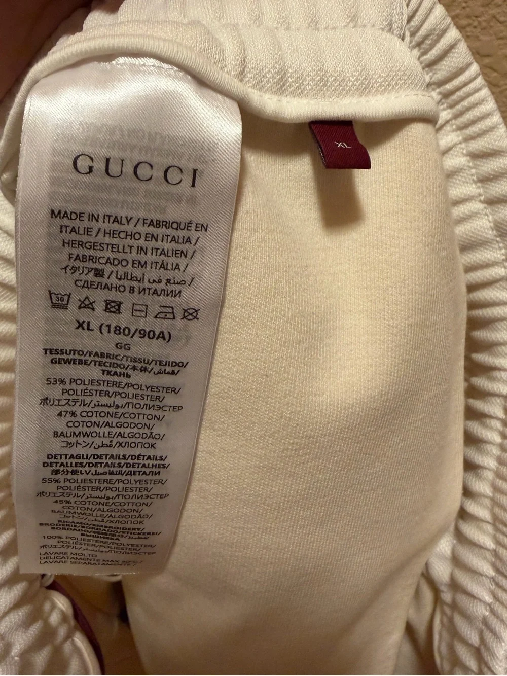 New Authentic Gucci Logo Colors Shorts White Size XL / 32 - 38 Waist